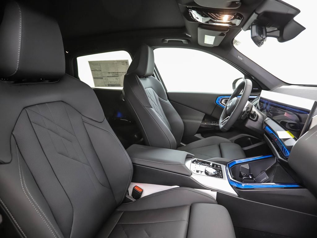 New 2026 Black Sapphire Metallic BMW 30 xDrive image 31