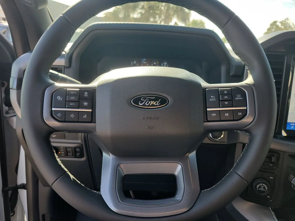 New 2026 Oxford White Ford XLT image 18
