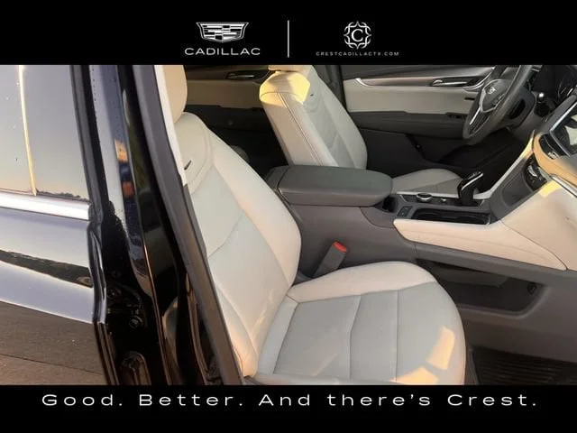 Used 2024 Stellar Black Metallic CADILLAC Premium Luxury image 25