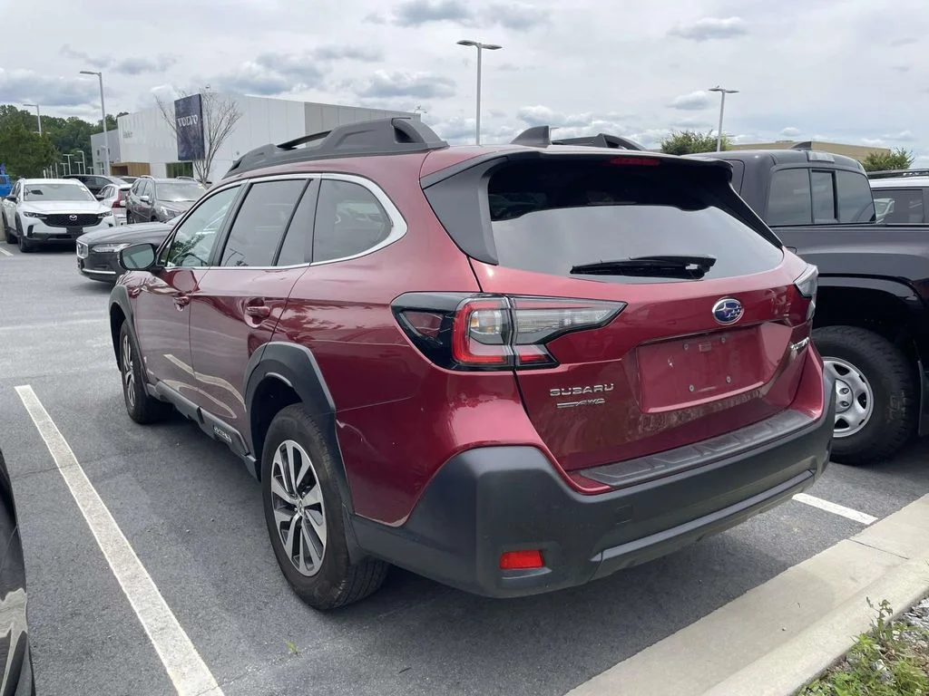Used 2025 Crimson Red Pearl Subaru Premium image 3