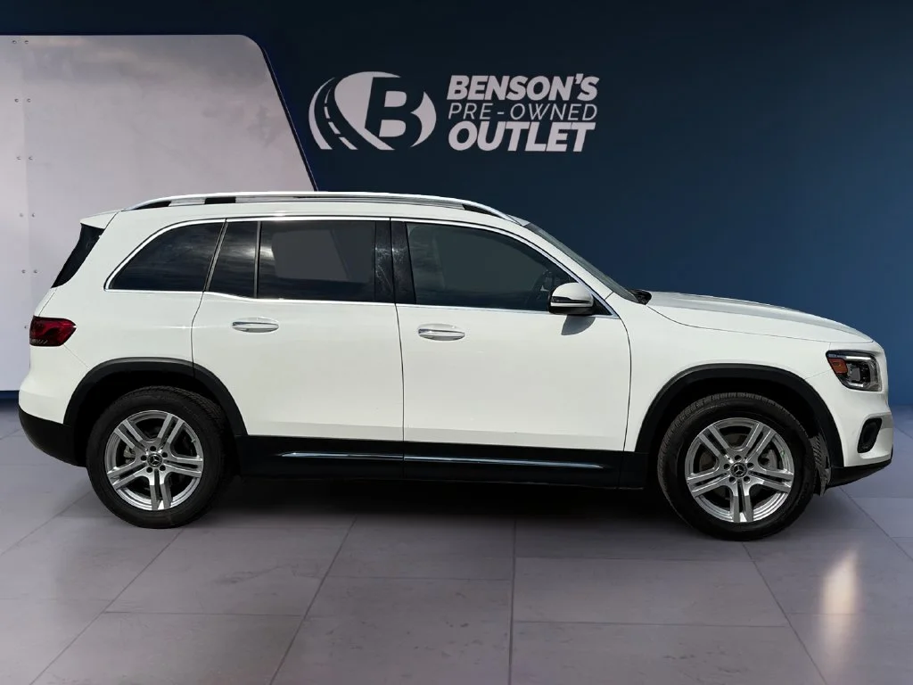 Used 2023  Mercedes-Benz GLB 250 image 6