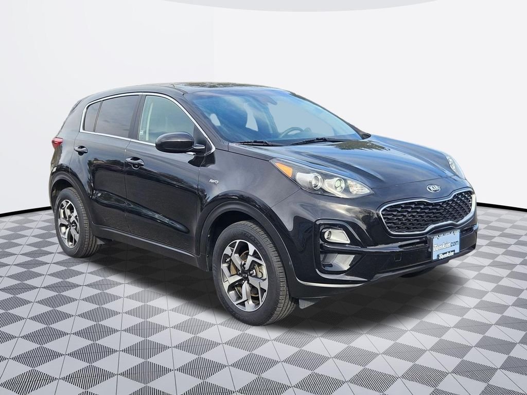 Used 2020 Black Cherry Pearl Kia LX image 7