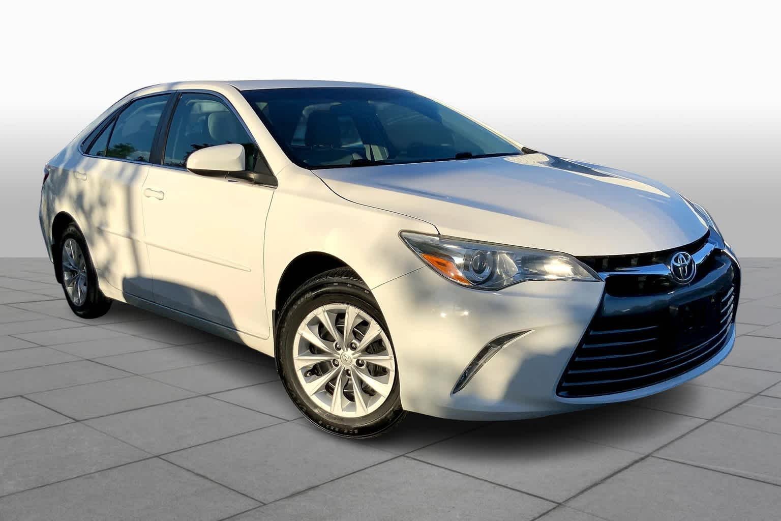 Used 2016 Toyota Camry LE with VIN 4T4BF1FK0GR570008 for sale in Danvers, MA