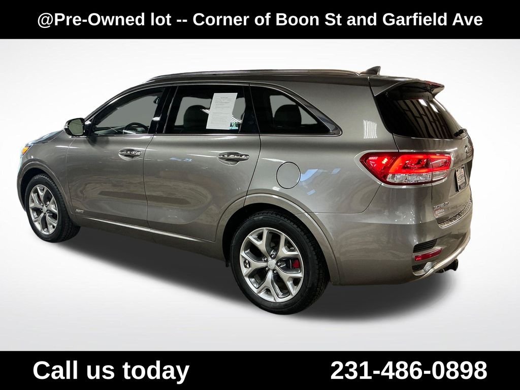 Used 2018 Silver Kia SX image 3