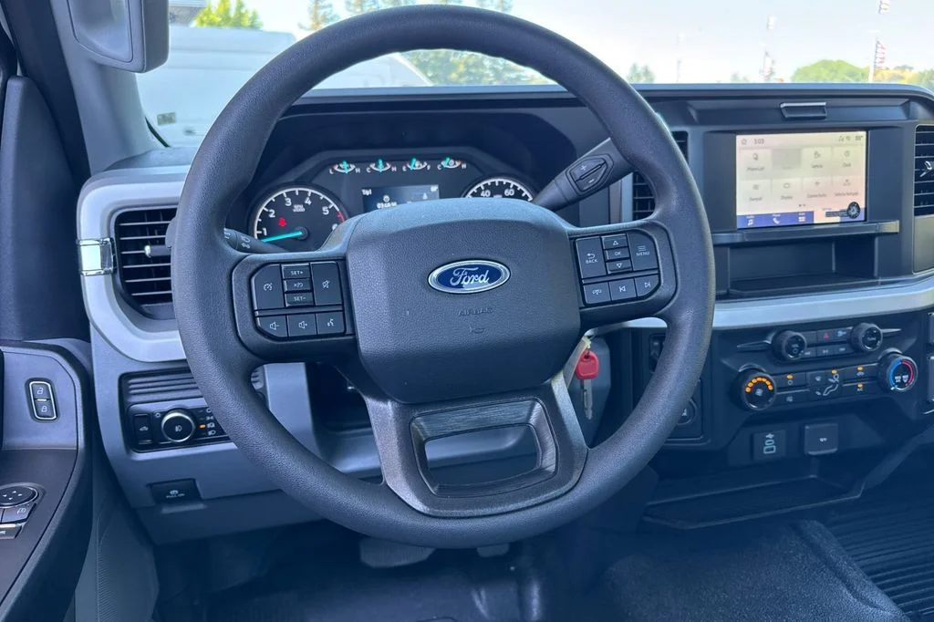 New 2026 Oxford White Ford F-250® XL image 13