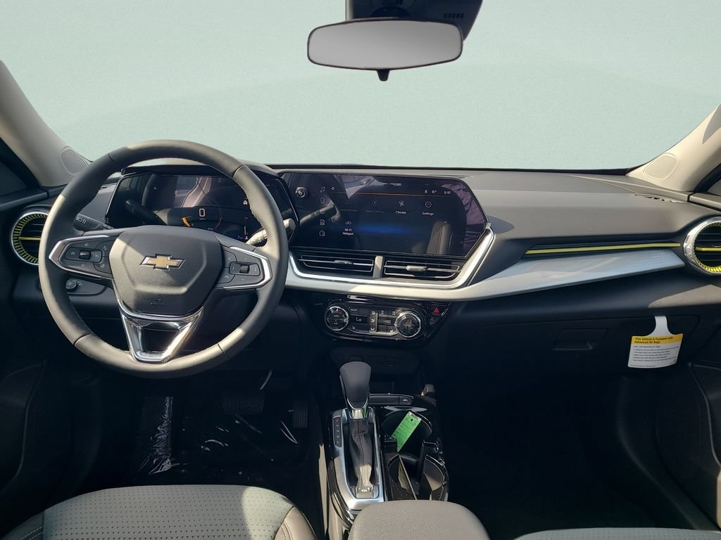 2026 Chevrolet Trax LT - Photo 11