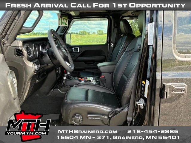 Certified Used 2023 Black Jeep Sahara image 9