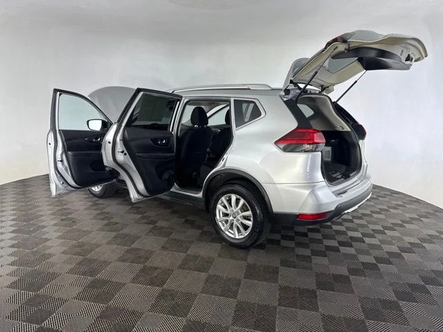 Used 2017 Silver Nissan SV image 16