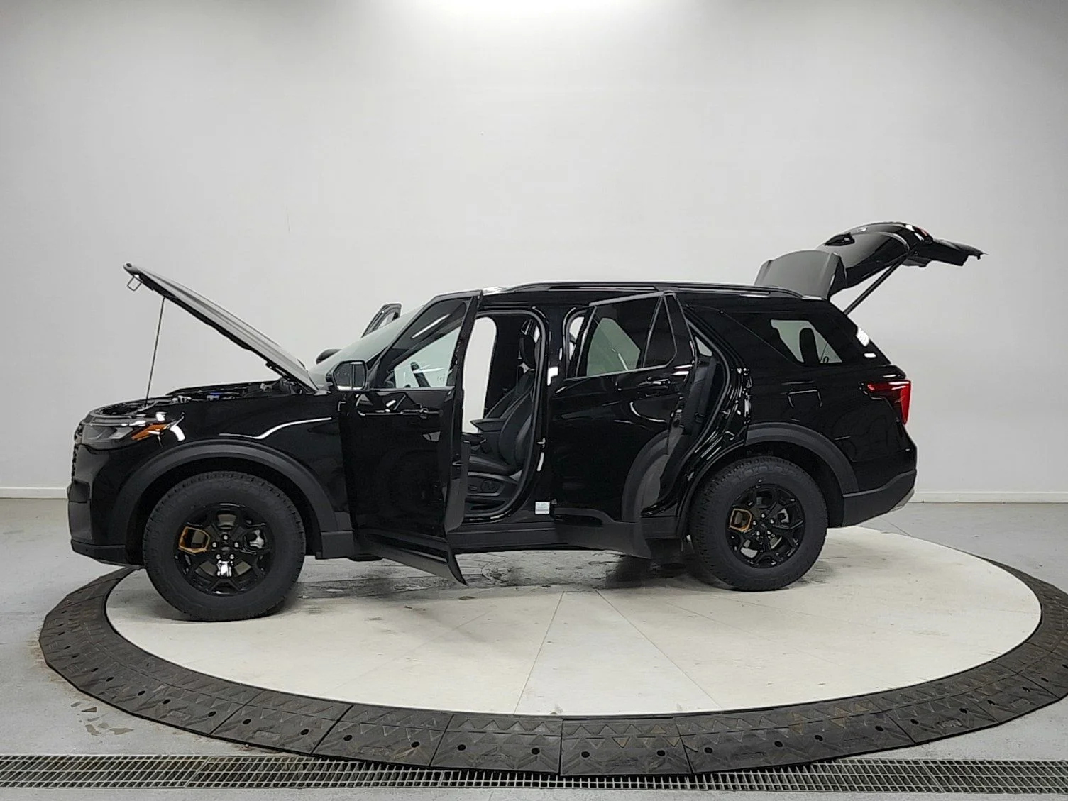 New 2026 Black Ford Tremor image 12