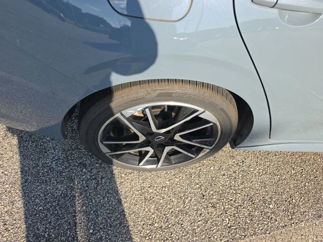 Used 2024 Gray Nissan SR image 6