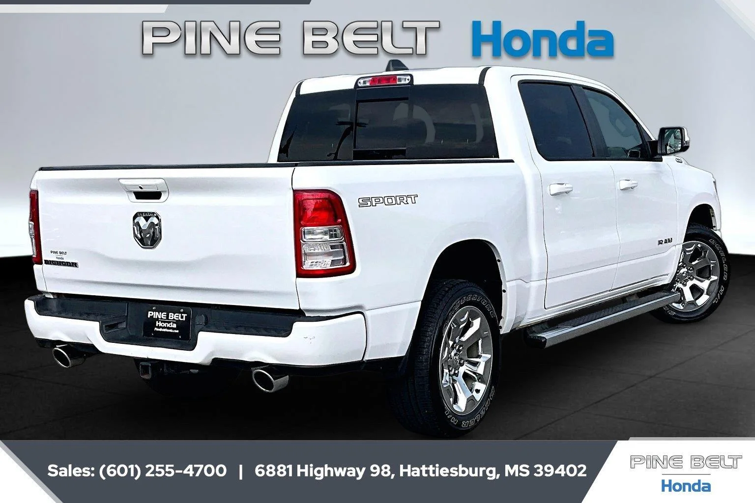 Used 2022 Bright White Clearcoat Ram Big Horn image 11