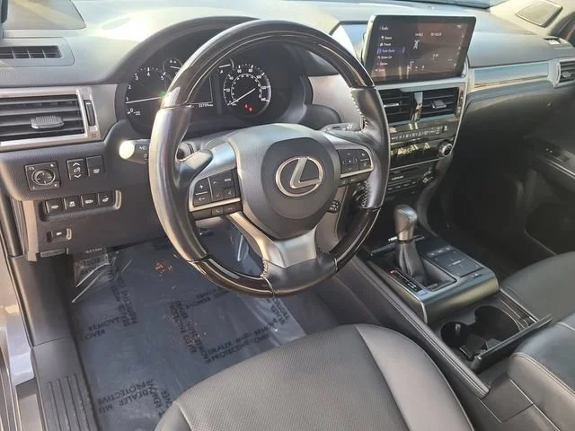 Used 2023 Gray Lexus GX 460 Premium image 17