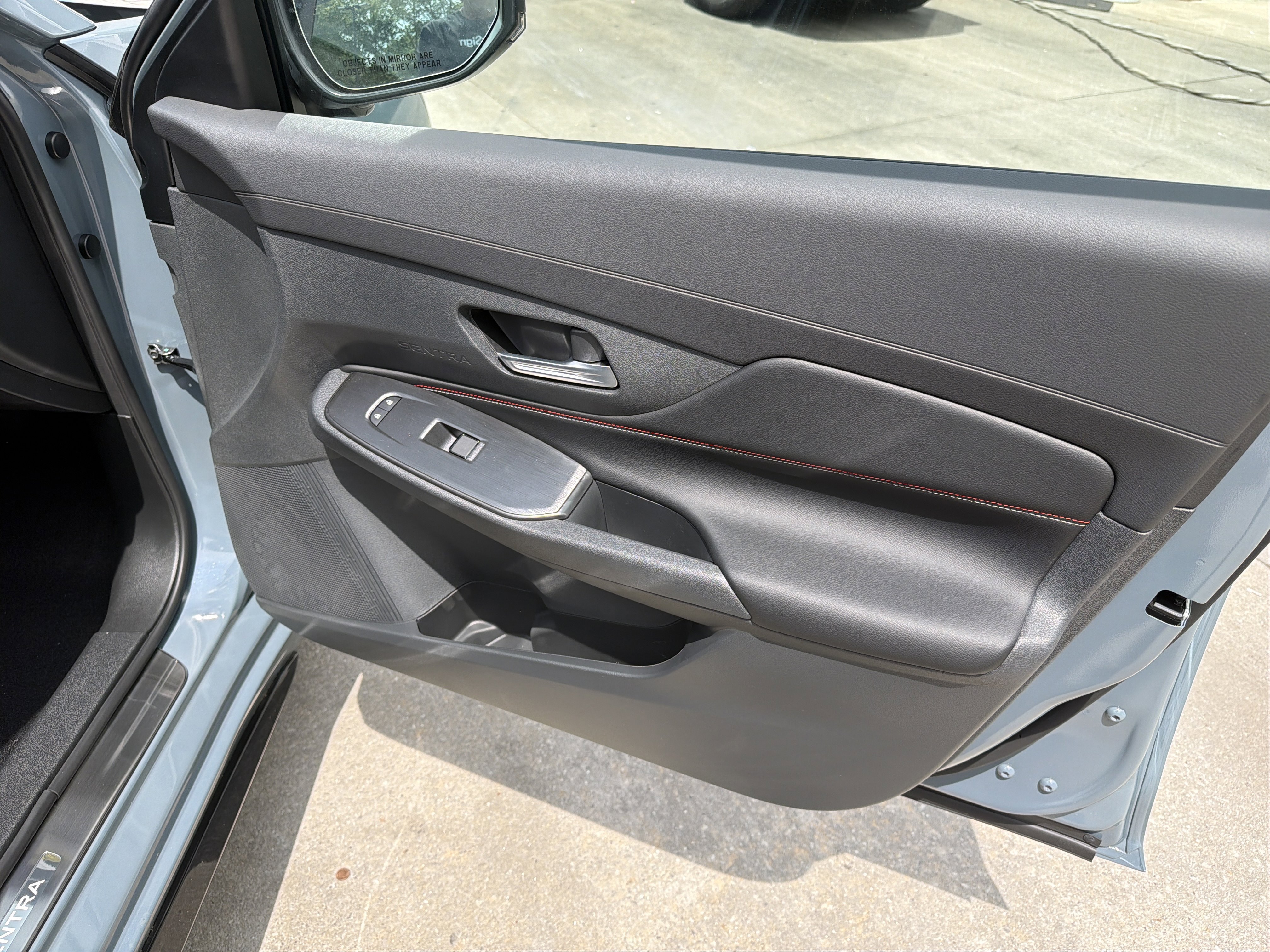 New 2026 Atlantic Gray Metallic Nissan SR image 15
