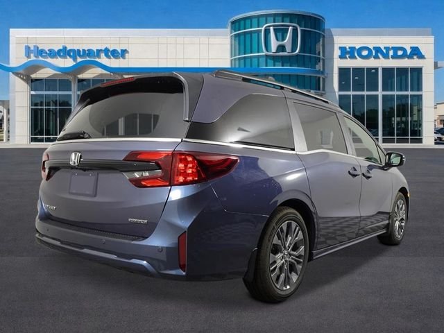 New 2026 Smoke Blue Pearl Honda Touring image 3