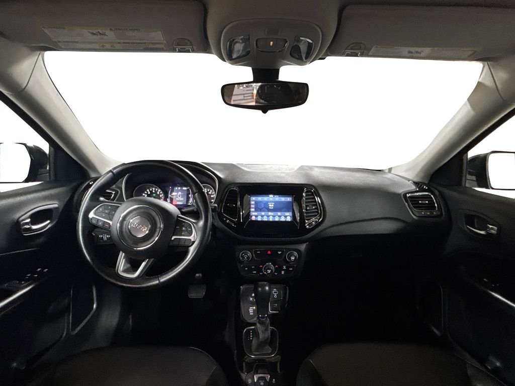 Used 2020 Black Jeep Latitude image 17