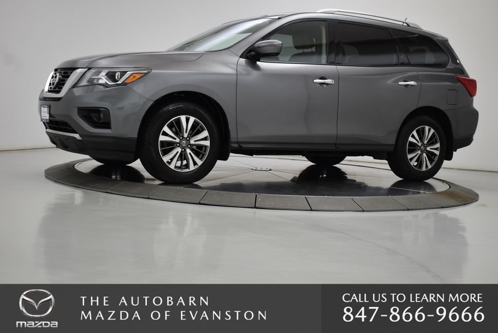 Used 2017 Gun Metallic Nissan SV image 16