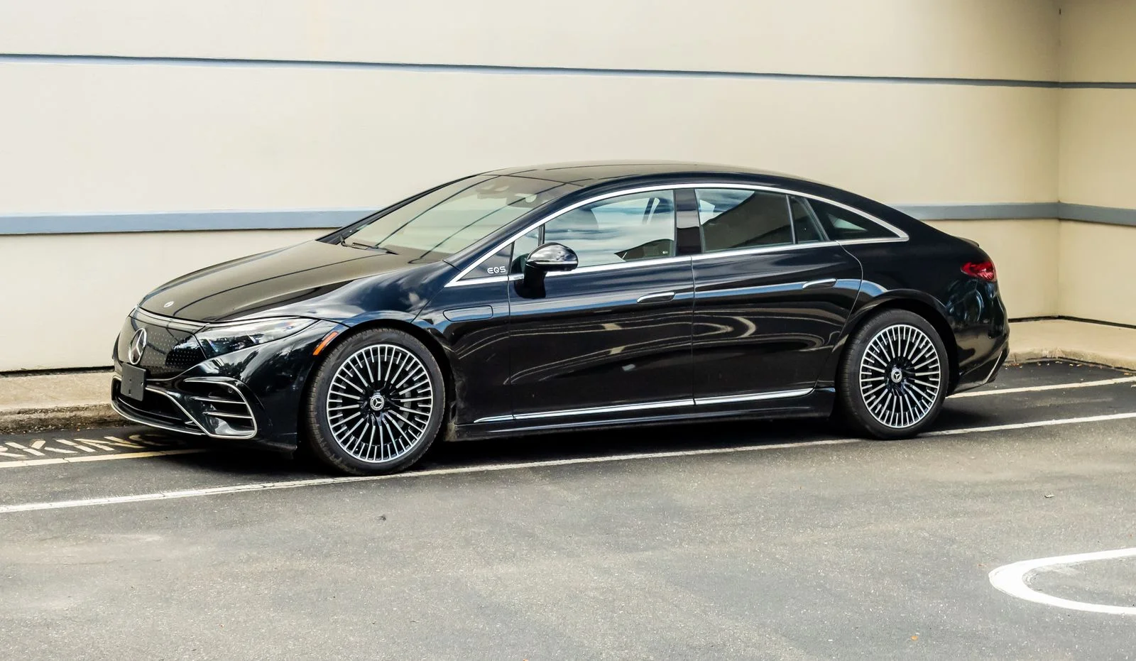 Used 2023 Black Mercedes-Benz 450 image 3