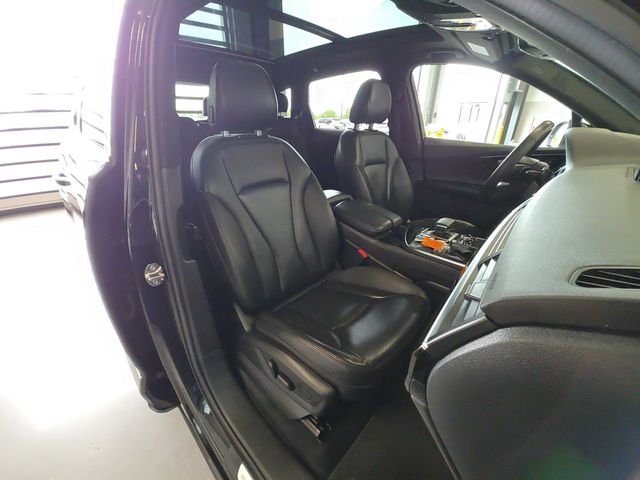 Used 2019 Black Audi 55 Premium Plus image 30
