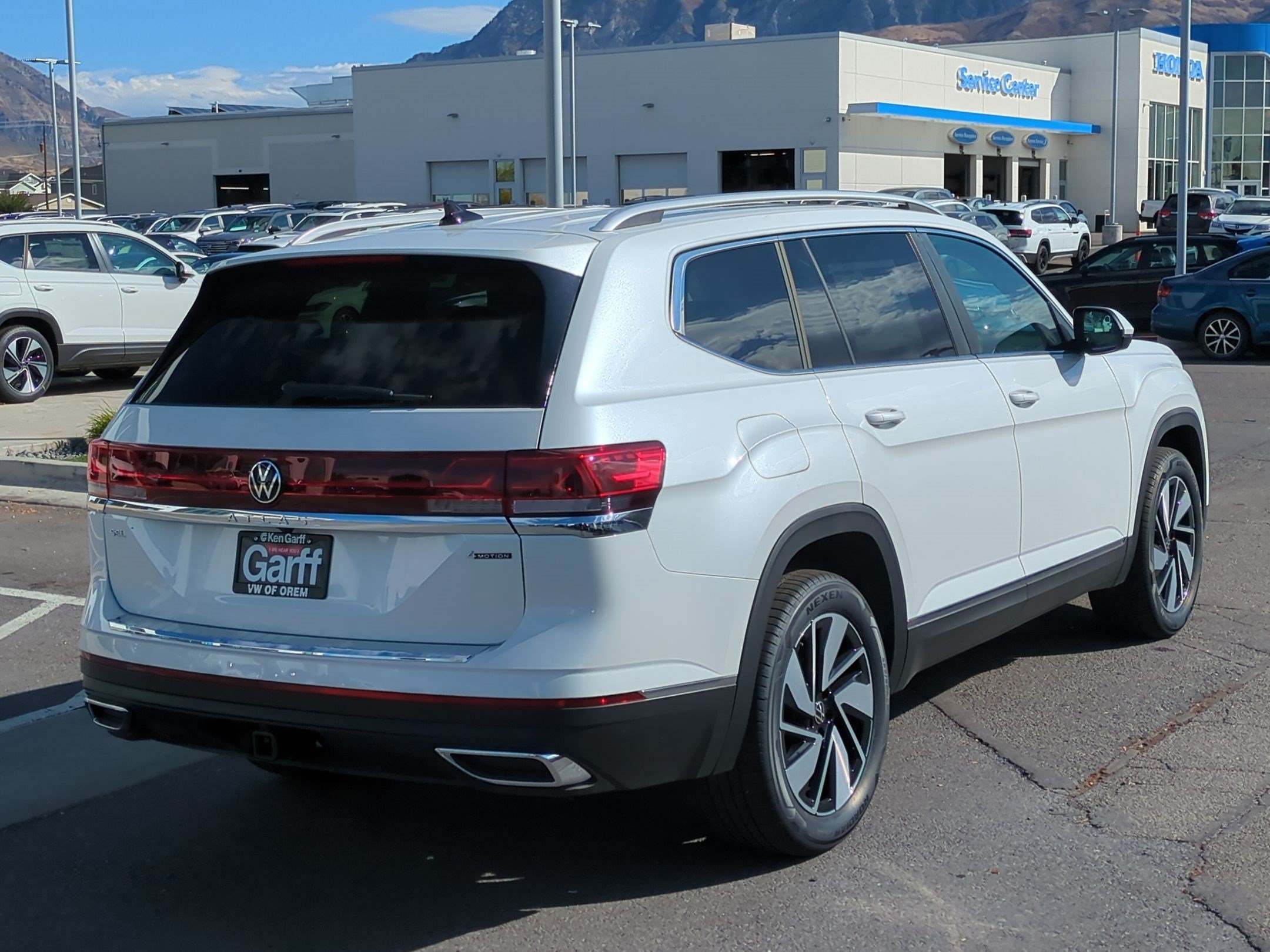 New 2026 Opal White Pearl Volkswagen 2.0T SEL image 3
