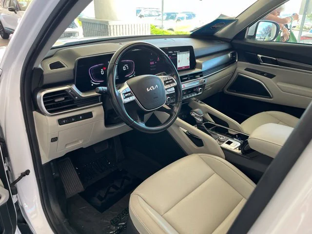 Certified Used 2024 Glacial White Pearl Kia S image 35