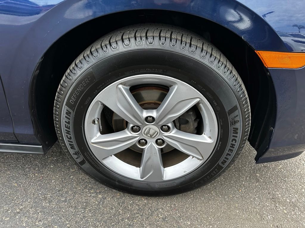 Used 2018  Honda EX-L image 13