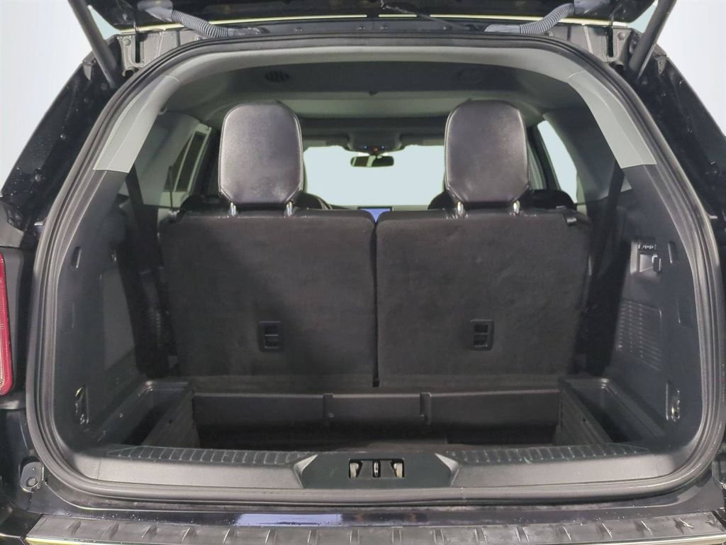 Used 2022 Black Ford Limited image 14
