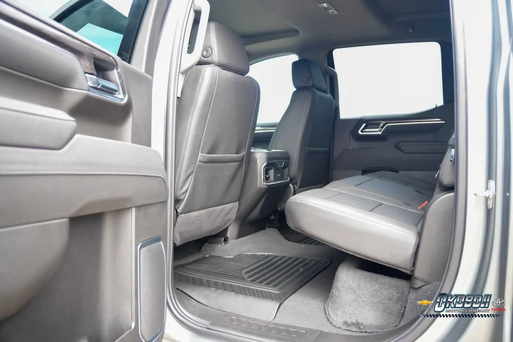 2026 Chevrolet Silverado 1500 LTZ - Photo 14