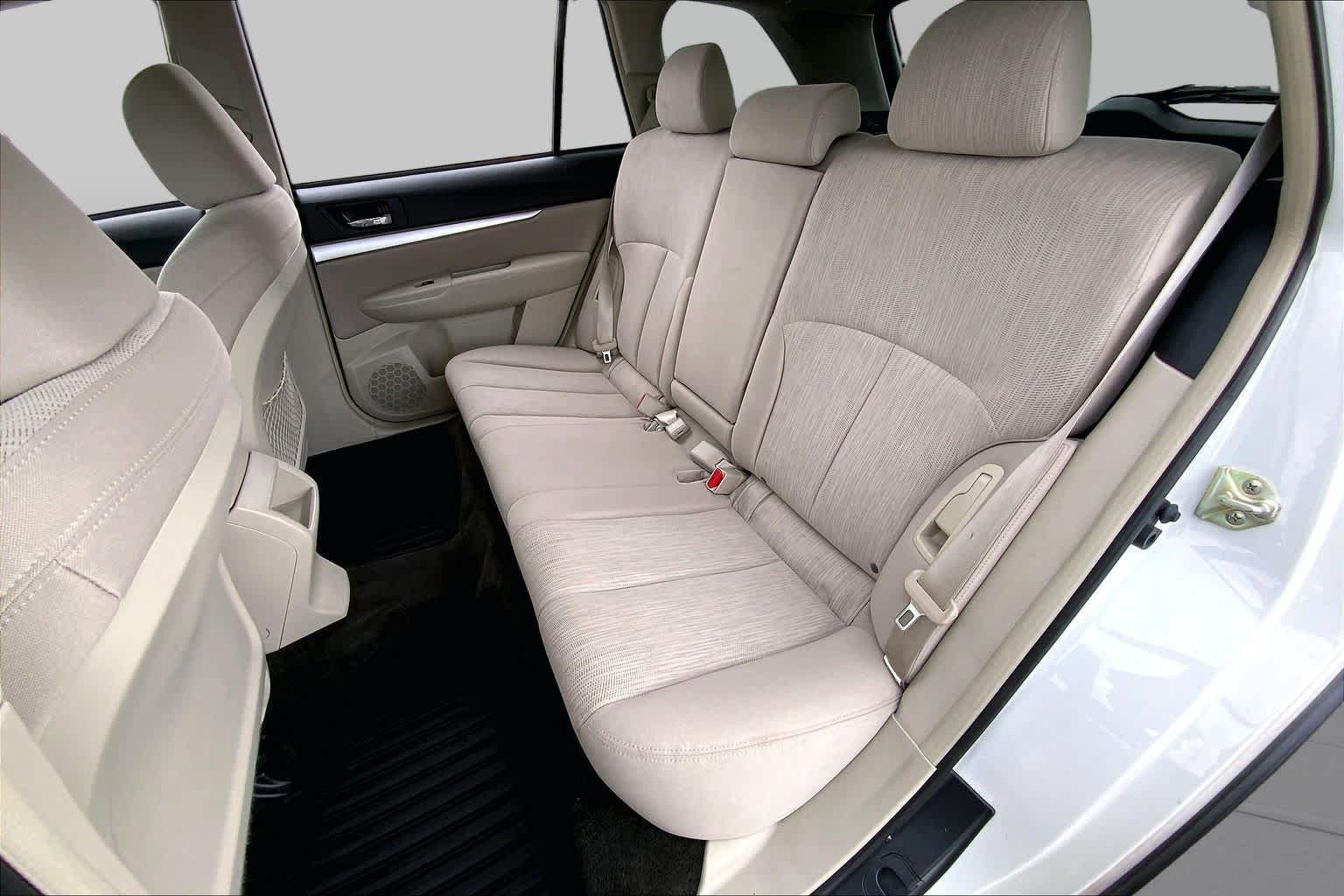 Used 2014 Satin White Pearl Subaru 2.5i Premium image 20