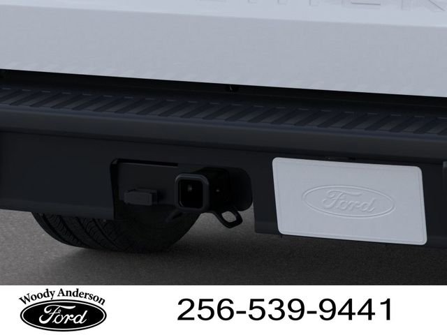 New 2025 Oxford White Ford XLT image 23
