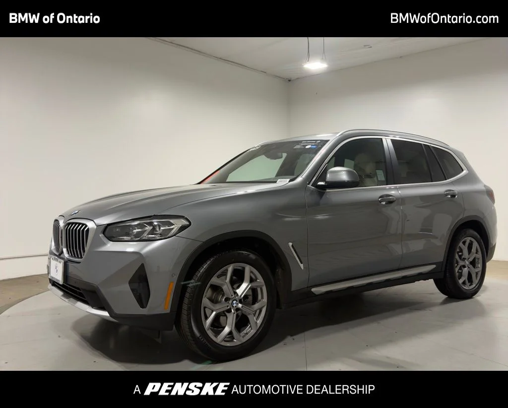 2023 BMW X3 sDrive30i's photo