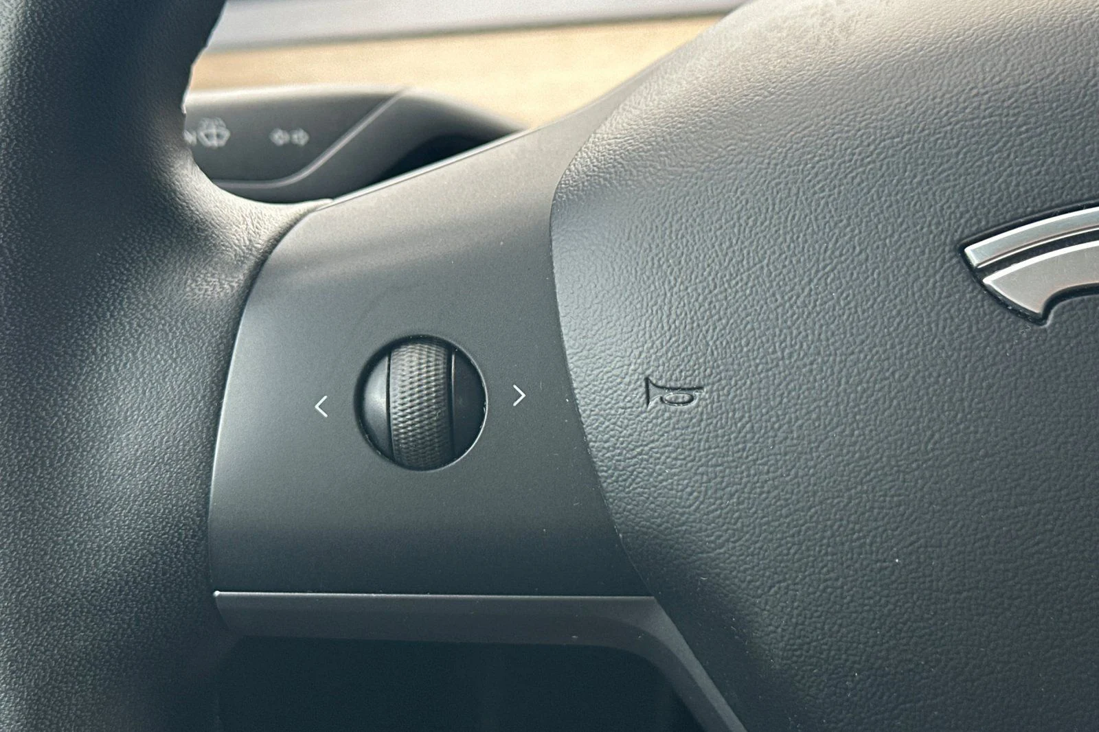 Used 2020 Gray Tesla Standard image 25