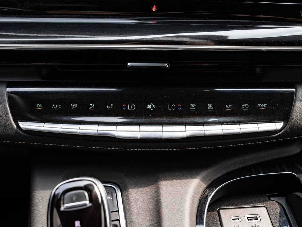 Used 2023 Crystal White Tricoat Cadillac Sport image 40