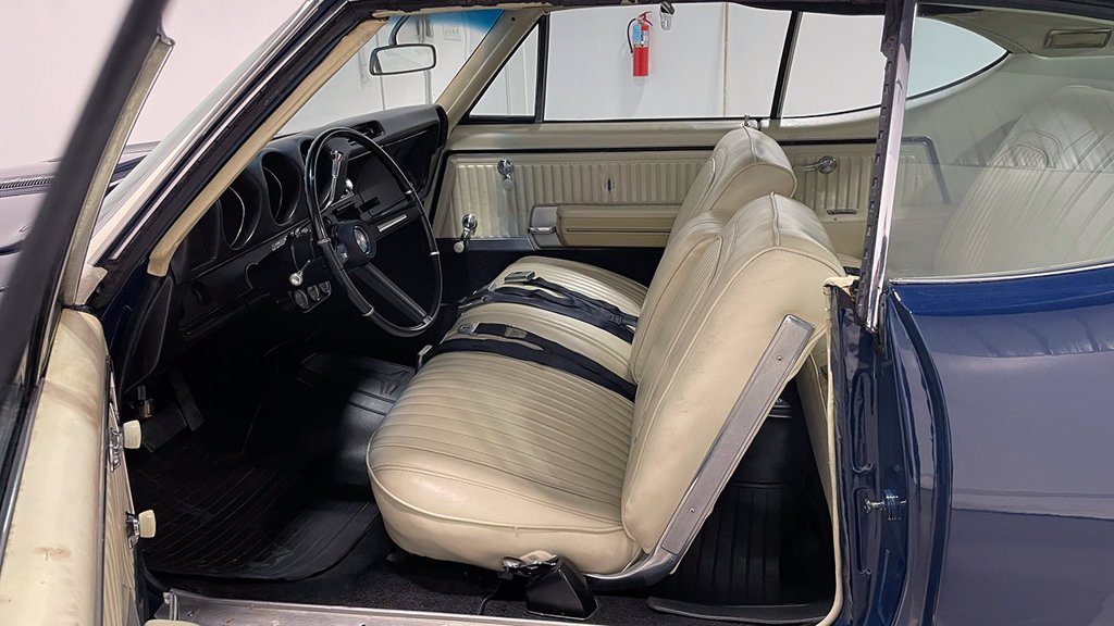 Used 1968  Oldsmobile Supreme image 53