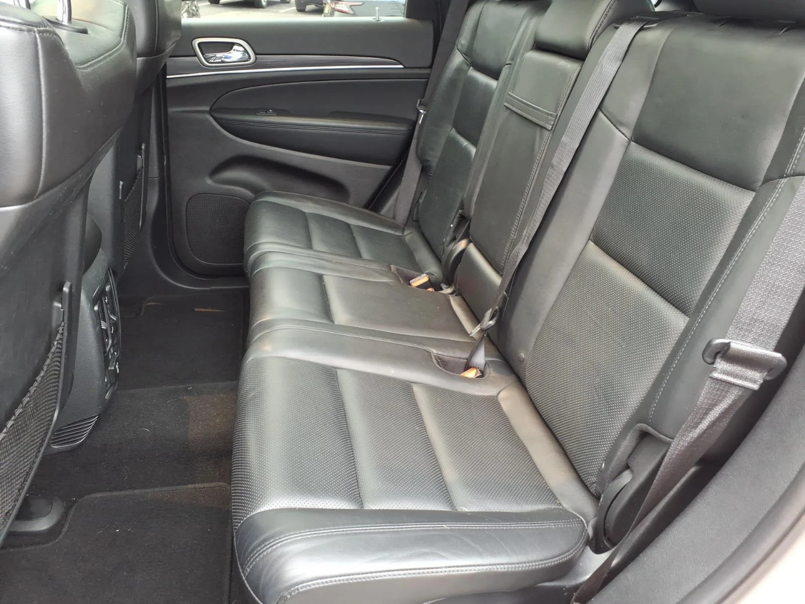 Used 2020 White Jeep Limited image 22