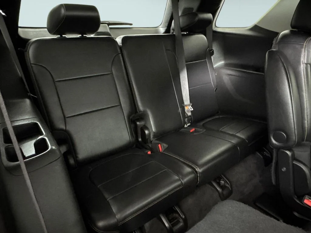 Used 2019 Black Chevrolet 3LT image 16