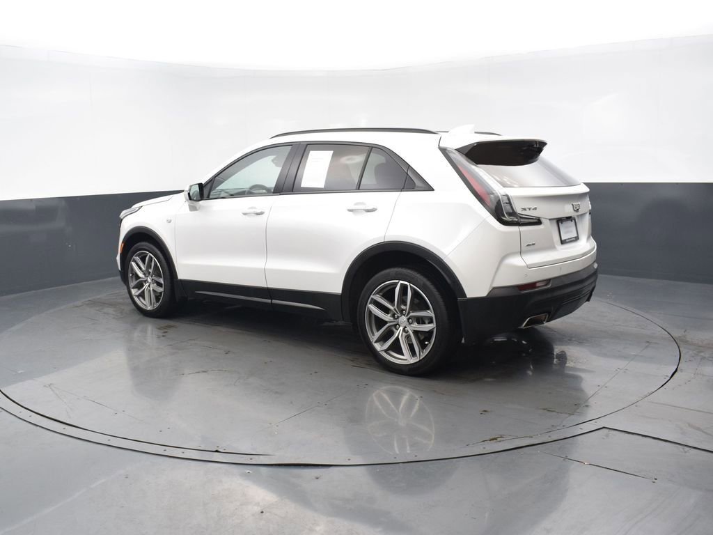 2023 CADILLAC XT4 - Image 3