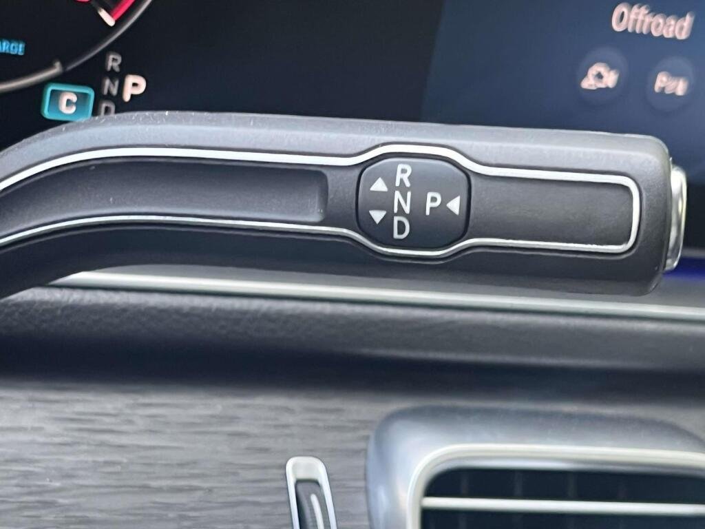 New 2026 Selenite Grey Metallic Mercedes-Benz GLE 350 image 37