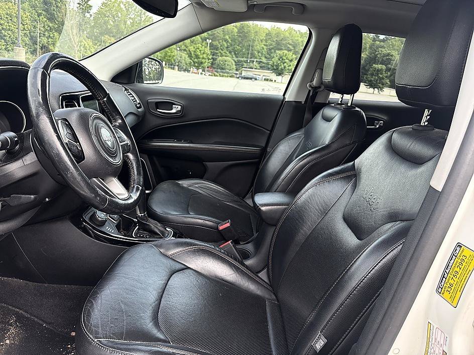 Used 2018 White Clearcoat Jeep Limited image 13
