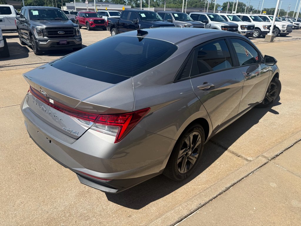 Used 2023 Fluid Metal Hyundai Blue image 6