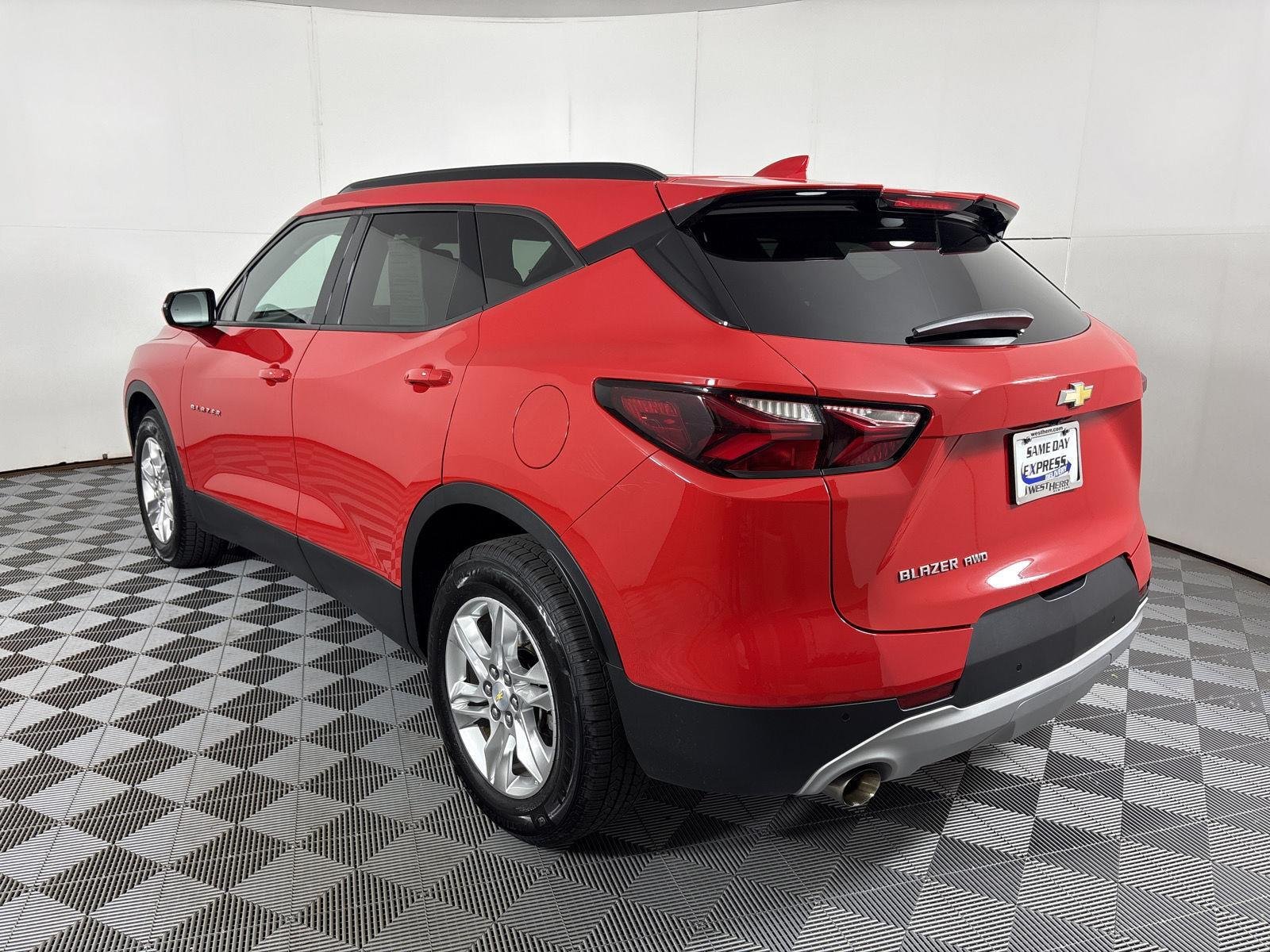 Used 2021 Red Hot Chevrolet LT image 16