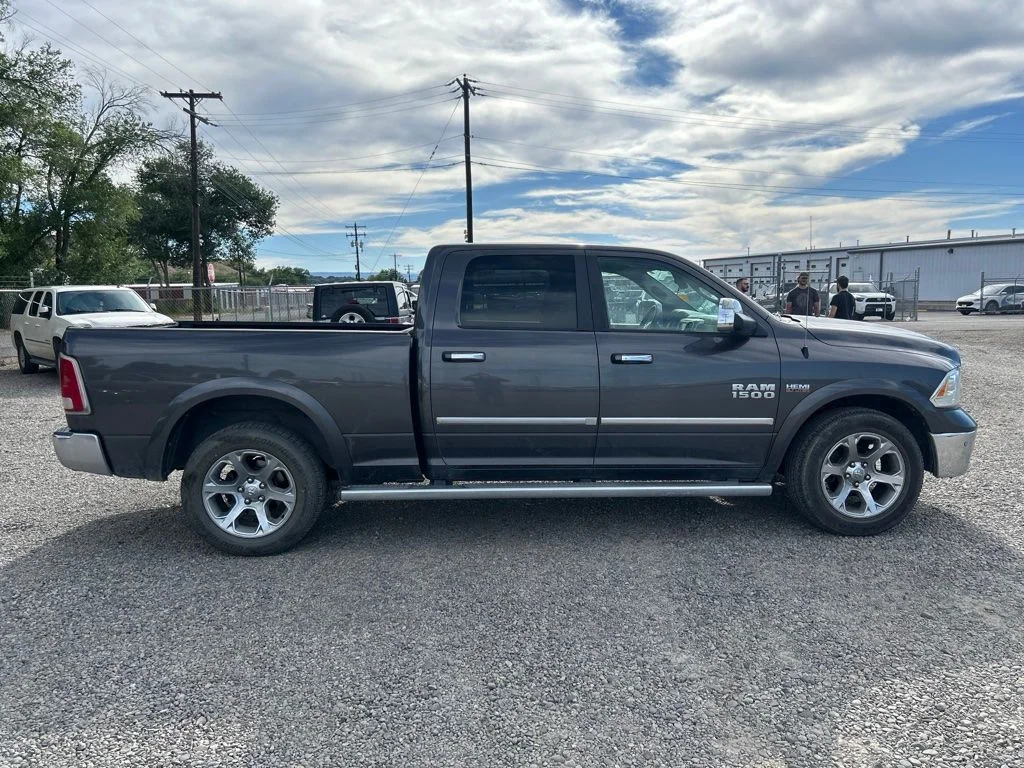 Used 2014 Crystal Metallic Ram Laramie image 8