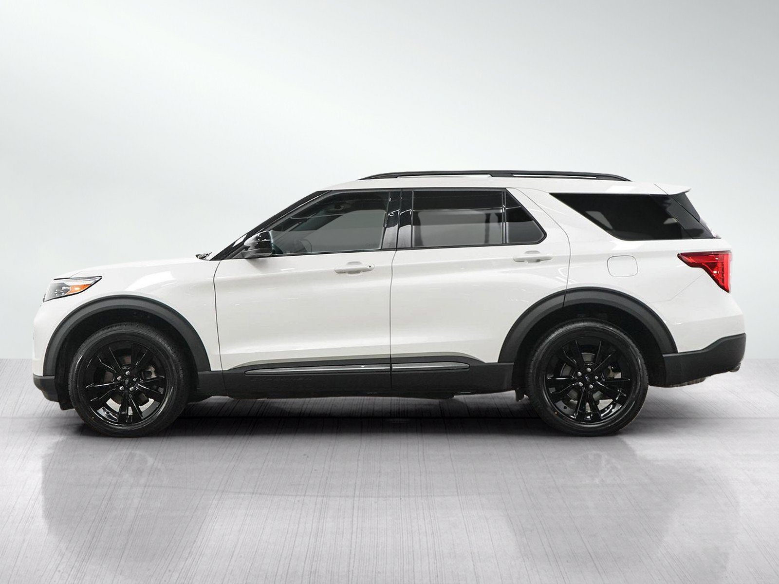 Used 2022 Ford Explorer XLT with VIN 1FMSK8DH2NGB51062 for sale in South Saint Paul, Minnesota