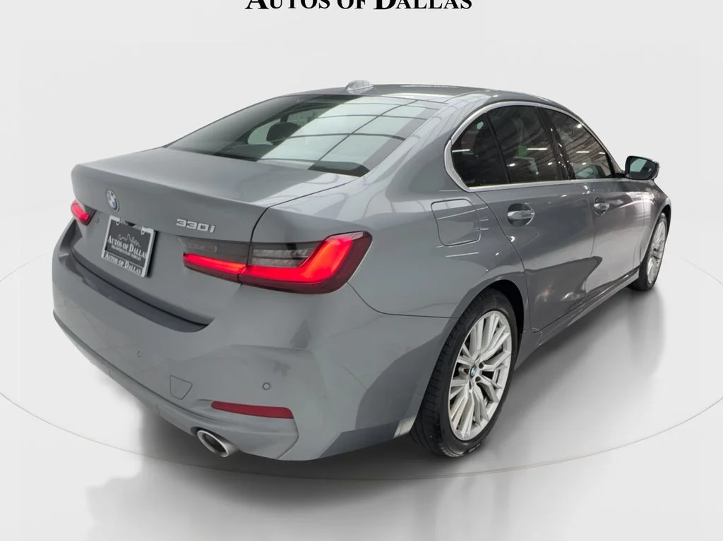 Used 2024 Gray BMW 330i image 7
