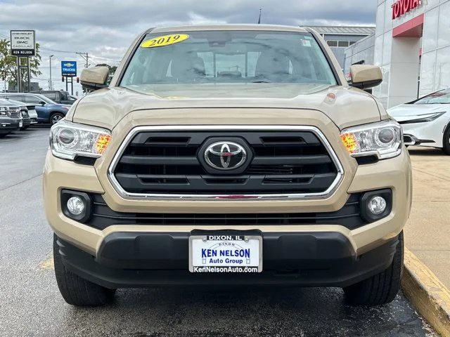 Used 2019 Quicksand Toyota SR5 image 2