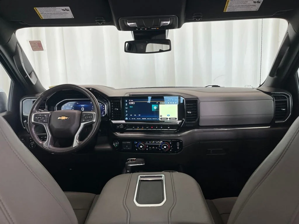 Used 2022 Gray Chevrolet LTZ image 9