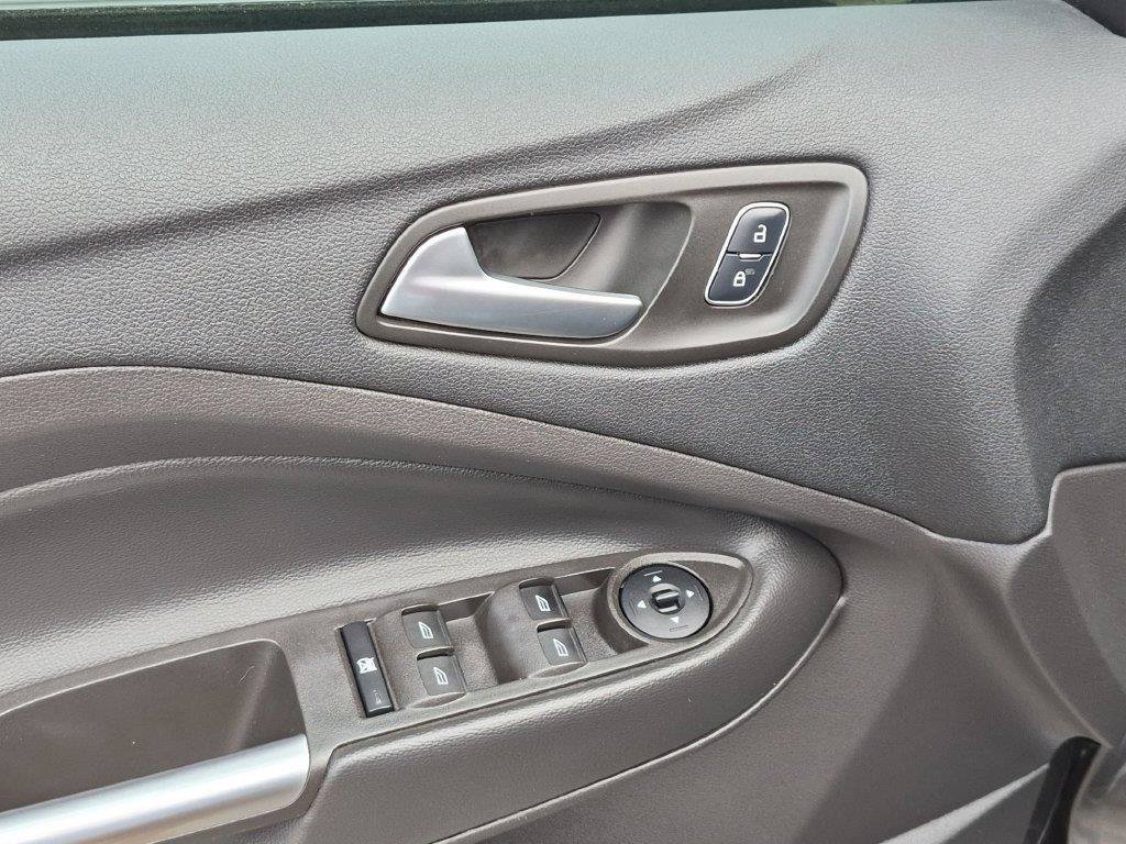 Used 2018 Gray Ford SEL image 11