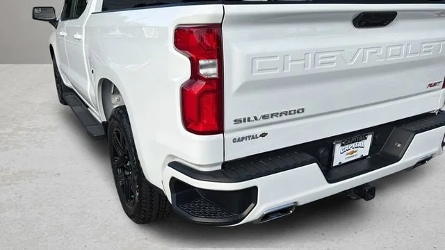 Used 2024 Summit White Chevrolet RST image 35