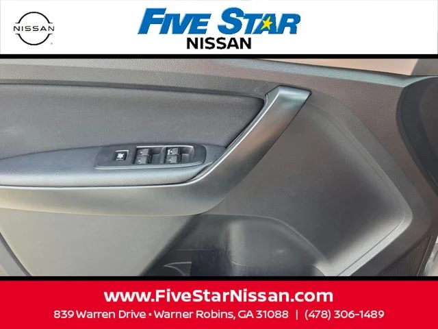 Used 2021 White Ford XL image 29