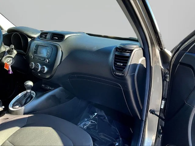 Used 2019 Gray Kia Base image 31