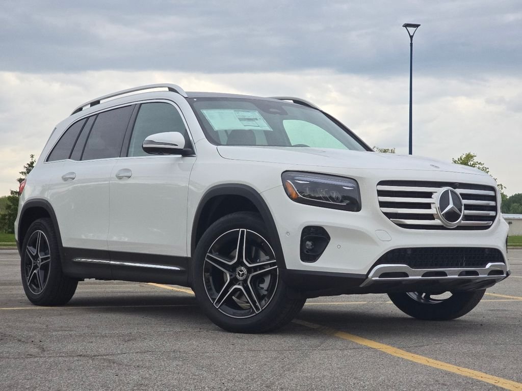 2026 Mercedes-Benz GLB GLB 250 4MATIC's photo